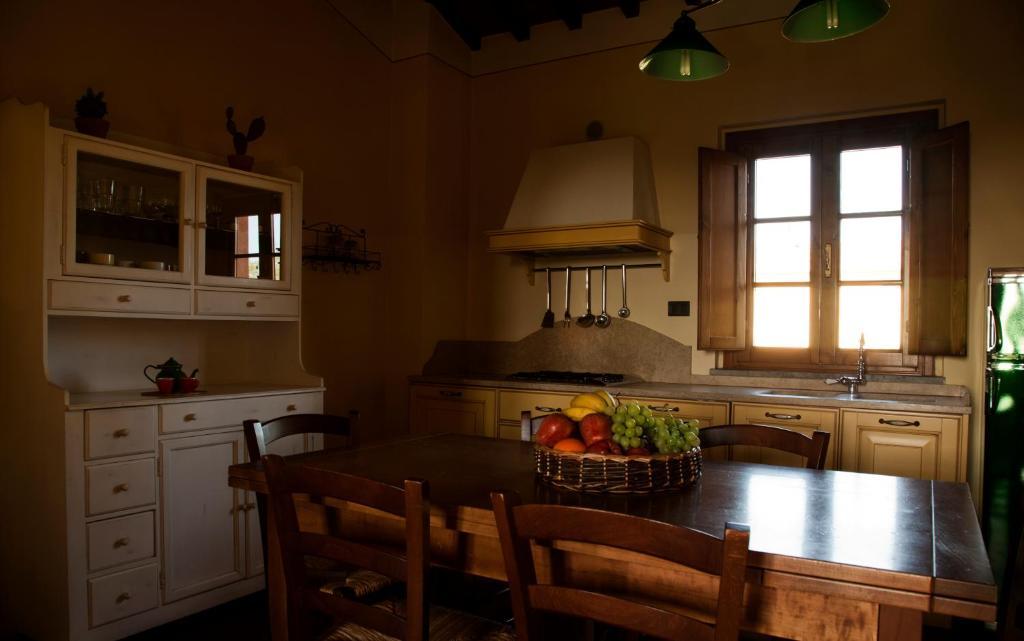 Agriturismo Fattoria Rozzalupi Cerreto Guidi Phòng bức ảnh